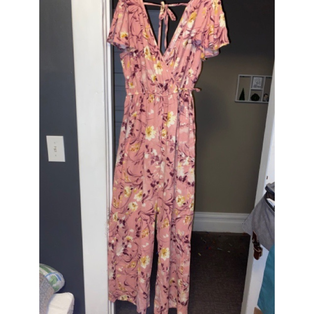 Pink printed jumpsuit- Boutique